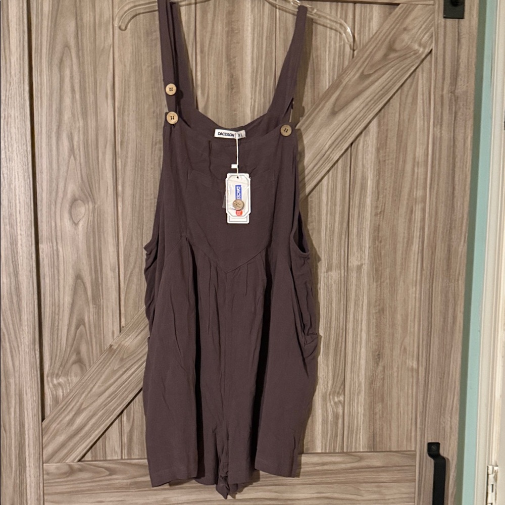 Elegant Brown Jumpsuit with Button Accents